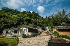 Hail Himalayas | Camps & Restaurant