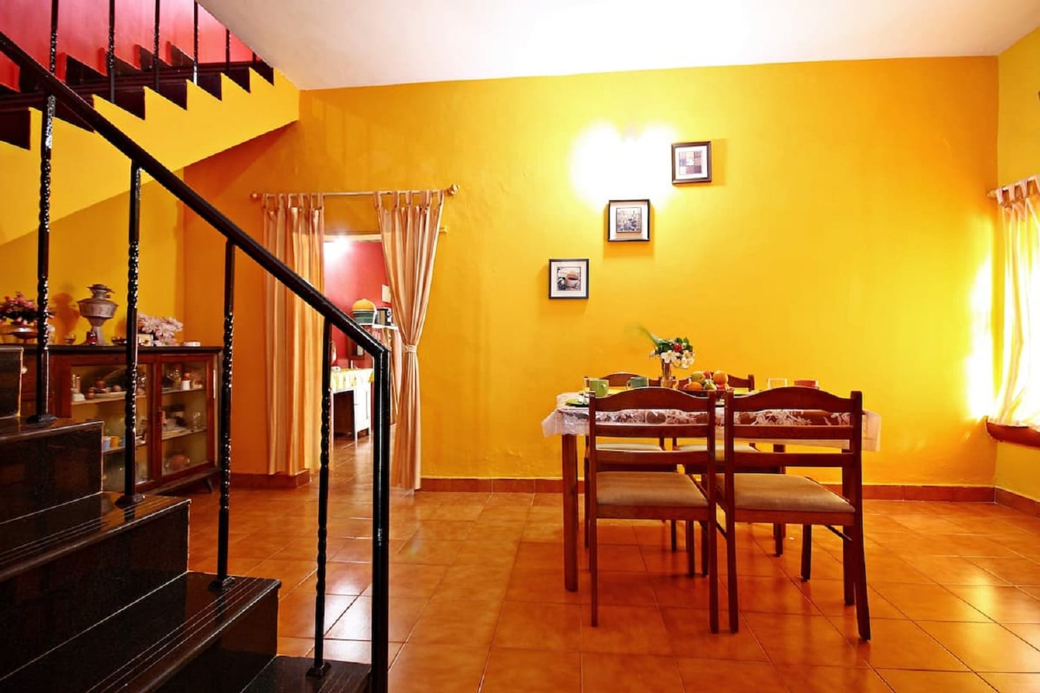 Casa Timothy 3 BHK on Anjuna Beach - Tap to explore photos