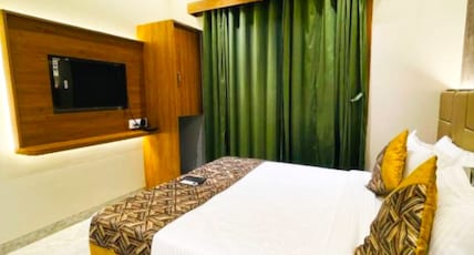 Sunshine Suite near Delhi Airport Room Type - Semi Family Room Sunshine Suite near Delhi Airport Room Type - Semi Family Room