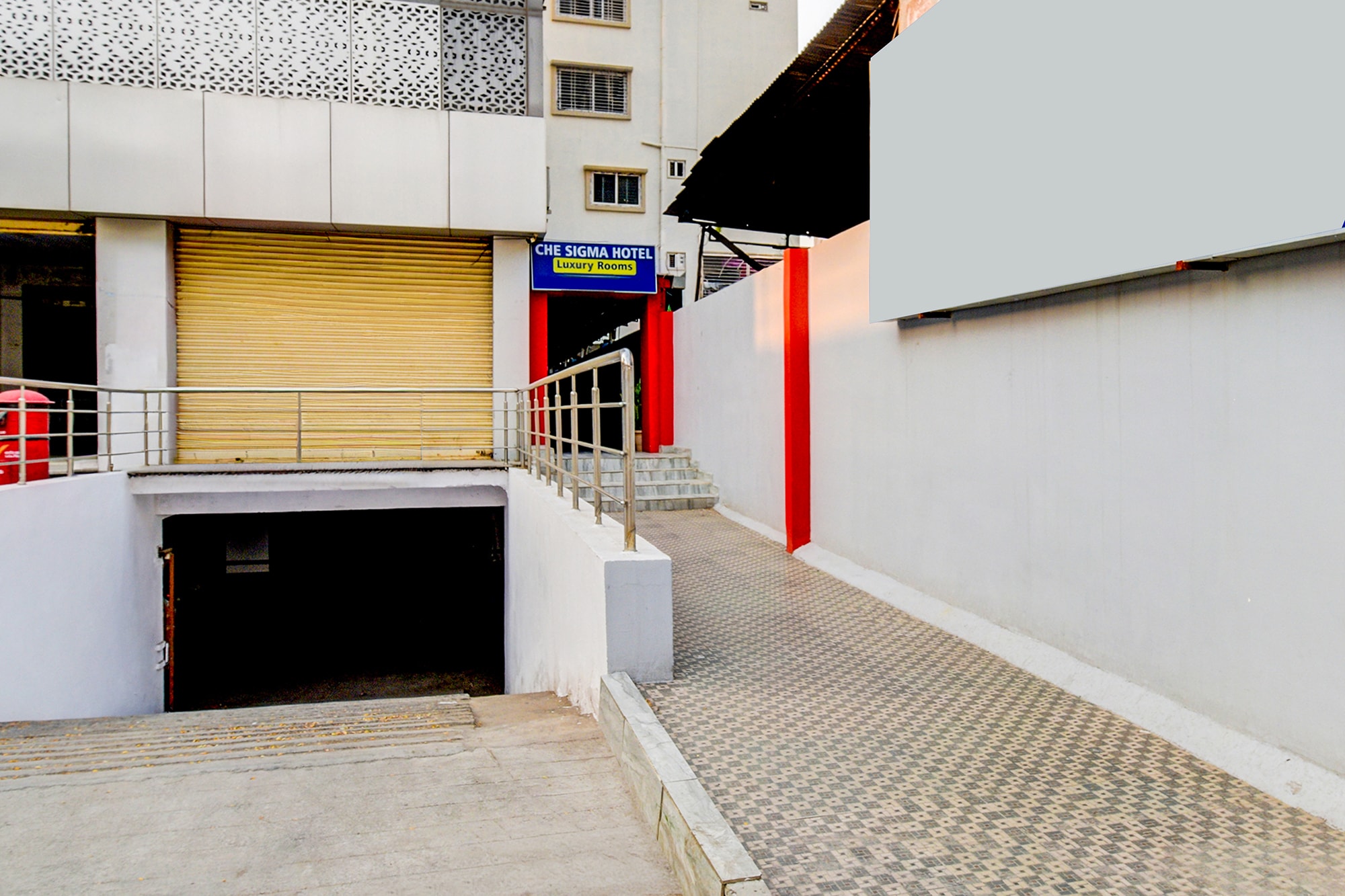 FabHotel Che Sigma- Nr. LB Nagar Metro Station - Tap to explore photos