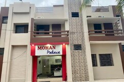 Hotel mohan palace