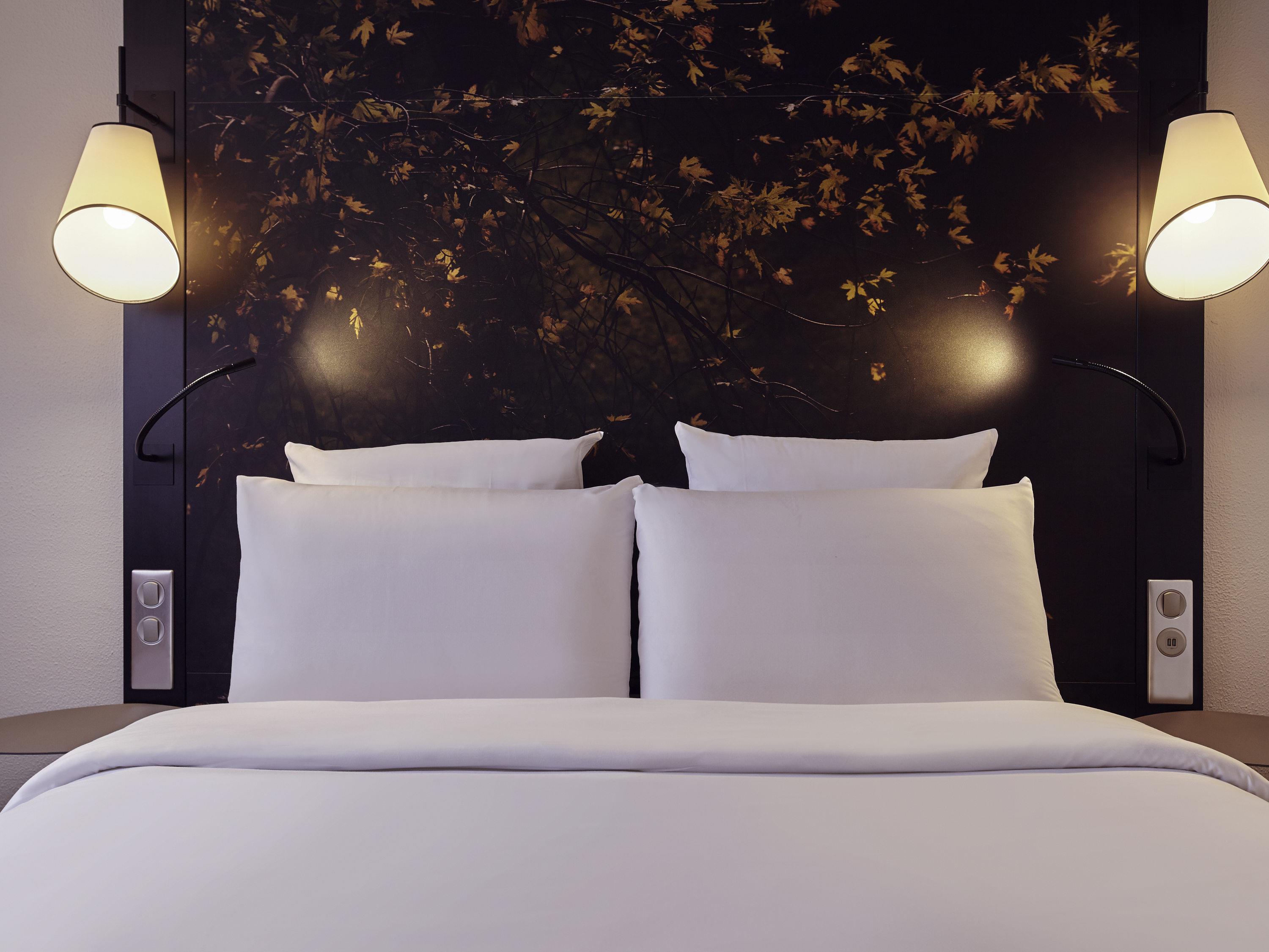 MERCURE PARIS LA DEFENSE - Tap to explore photos