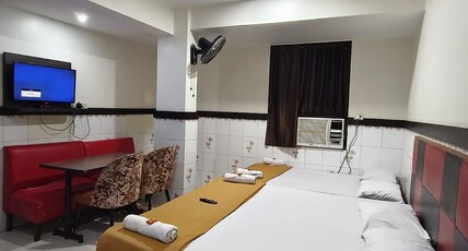 Sai Lodging And Boarding Room Type - Deluxe Family Room