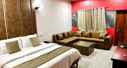 Basera Homestay Lansdowne Room Type - Super Deluxe Balcony