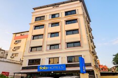 FabHotel Vaishnavi Grand - Near Secunderabad Railway Station