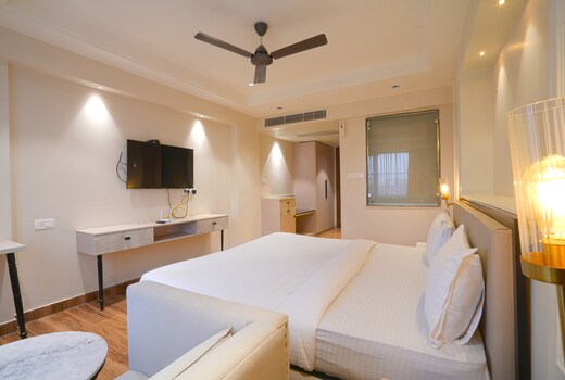 Hotel Square 36