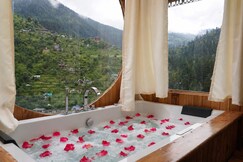 Photos of Jacuzzi Glasshouse in Jibhi( The Hot Tub Hideaway)