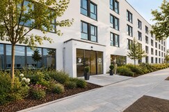 Super 8 by Wyndham Munich City North