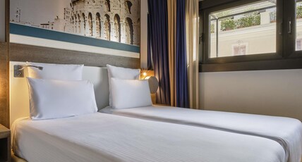 Mercure Roma Centro Colosseo Room Type - Twin Superior room