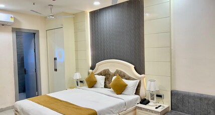 Shri Haridas kunj Room Type - Executive Suite Room