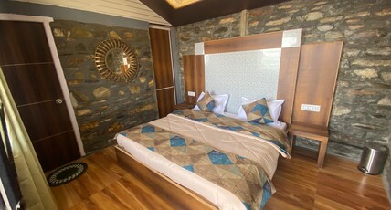 Hadley Inn Cottages Chail Room Type - Premium Cottage