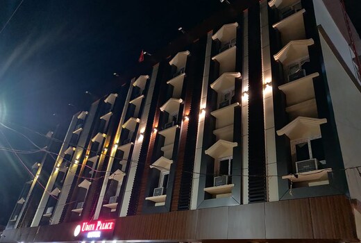HOTEL UDAYA PALACE