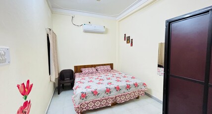 JayShree Madhav Homestay Room Type - Room 3 (Semi Deluxe)