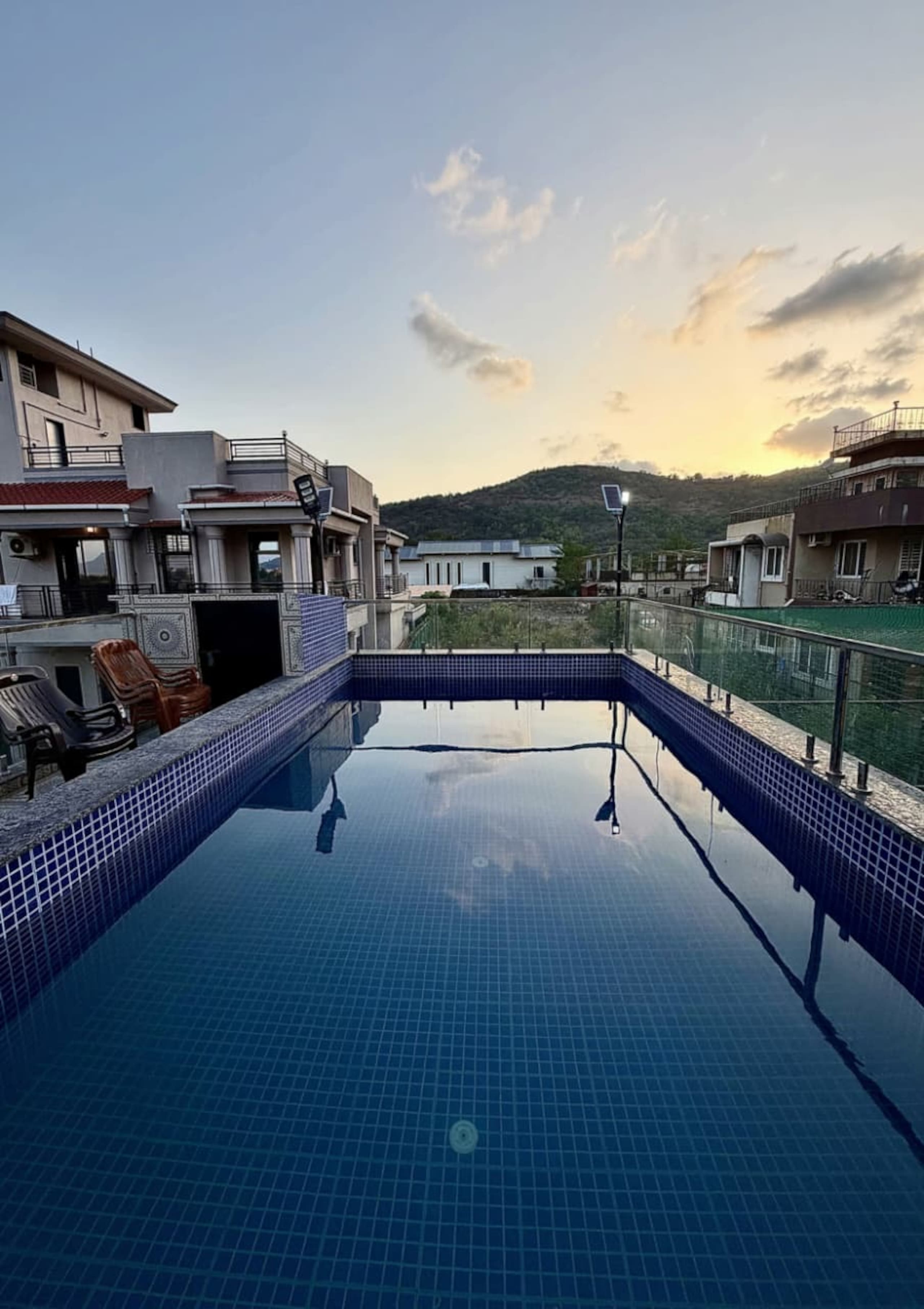 3BHk Infinity Villa With Paddle Pickle and Turf - Tap to explore photos