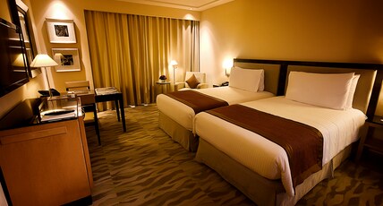 The Grand New Delhi Room Type - The Grand Deluxe Room Twin Bed with Bathtub