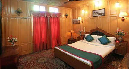 Manila House Boat Room Type - Super Deluxe Double Room Manila House Boat Room Type - Super Deluxe Double Room