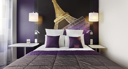 Mercure Paris Centre Tour Eiffel Room Type - Privilege Room with 1 double bed and 1 armchair not convertible Mercure Paris Centre Tour Eiffel Room Type - Privilege Room with 1 double bed and 1 armchair not convertible