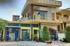 THE Hidden Leaf Homestay