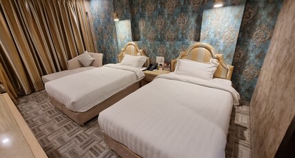 Hotel Casa Aishbagh Room Type - Deluxe Twin ( Local ID Is Not Allowed )