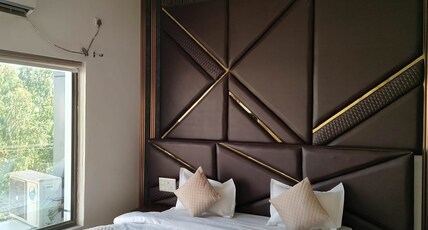 Hotel Rockstar Room Type - Super Deluxe