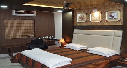 Hotel R.K.Palace Room Type - Executive room