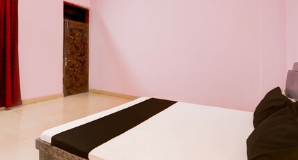 Hotel O Highway 34 Hotel Room Type - Classic