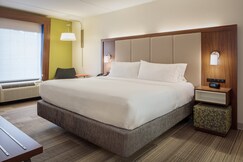 Holiday Inn Express & Suites Newport News, an IHG Hotel