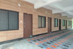 Pranav Deluxe Stay