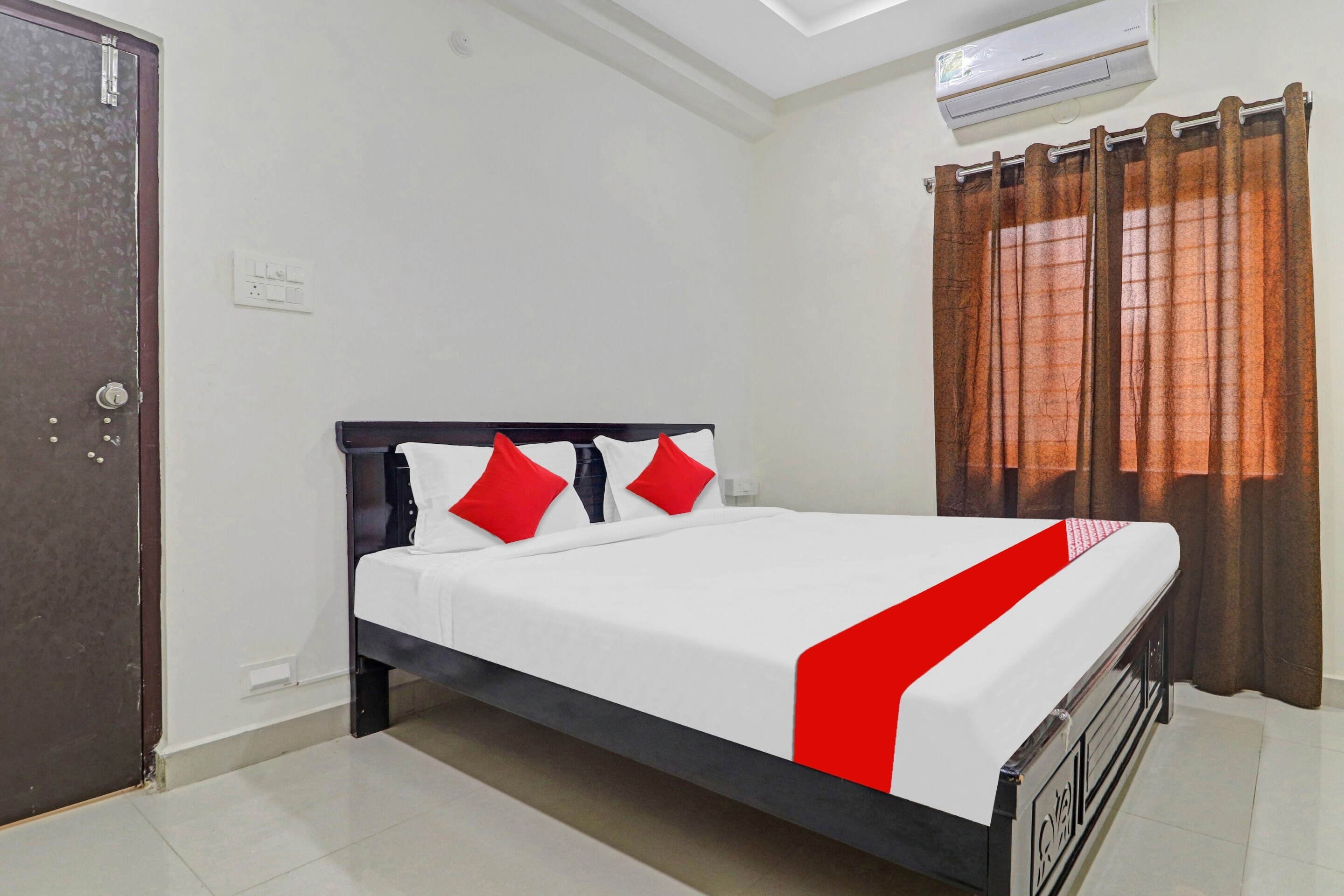 Hotel O by OYO Ayyappa Residency - Tap to explore photos
