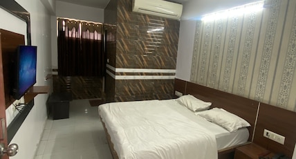 Hotel Anand Palace Inn Room Type - Deluxe Room with City View