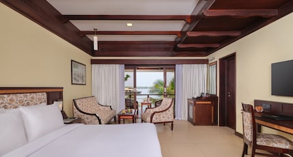 Sterling Lake Palace Alleppey Room Type - Lake View Suite with Balcony Sterling Lake Palace Alleppey Room Type - Lake View Suite with Balcony