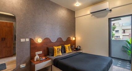 The Hosteller Bangalore, CV Raman Nagar Room Type - Deluxe Double Room with Balcony