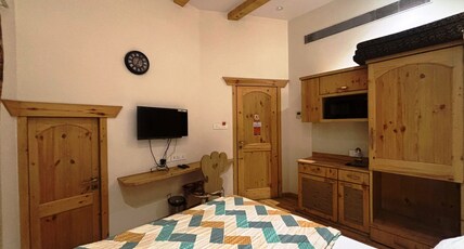 Supra Homes Studio Apartments Near to BKC Room Type - Studio Apartment 4