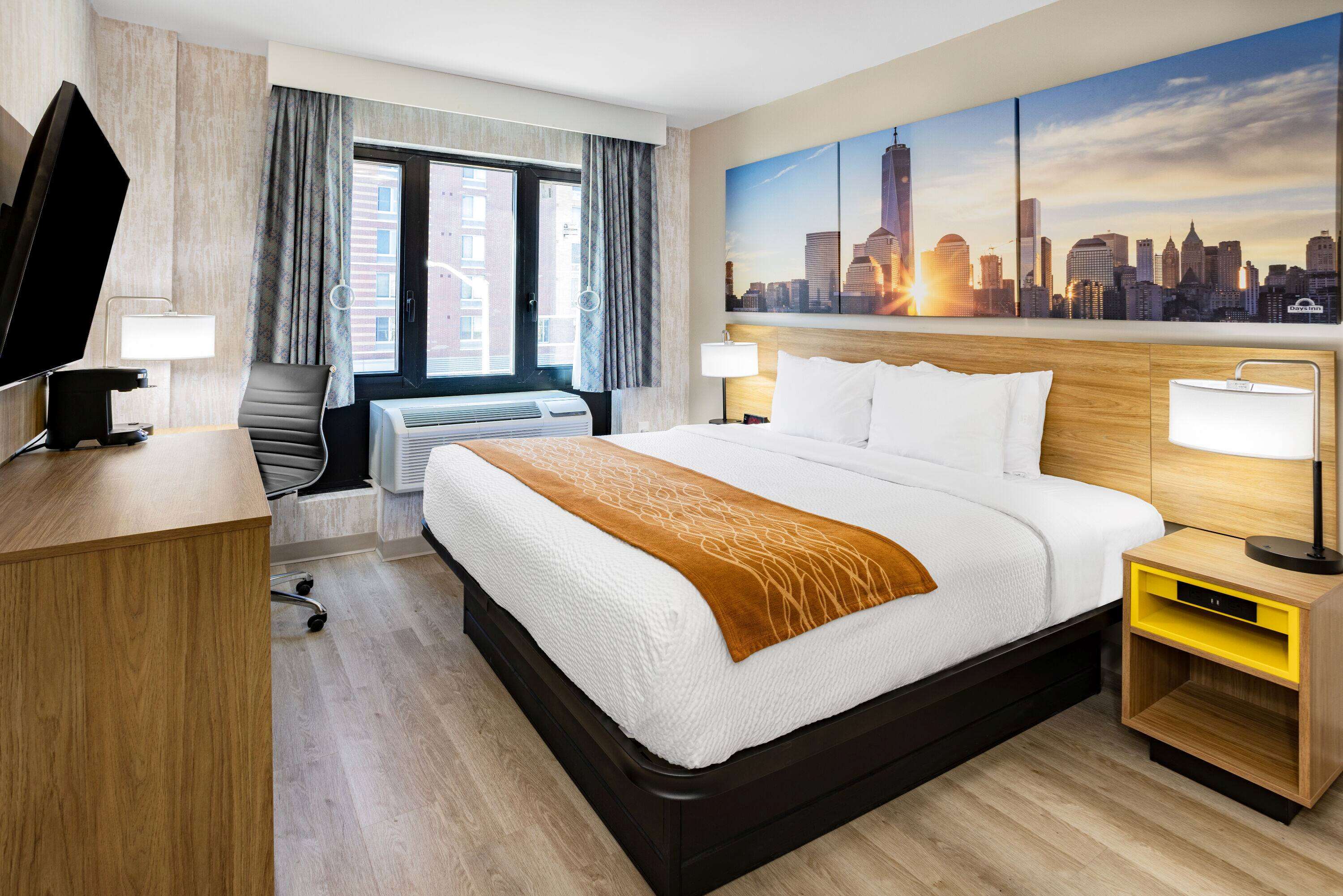 Days Inn by Wyndham Bronx NYC - Tap to explore photos