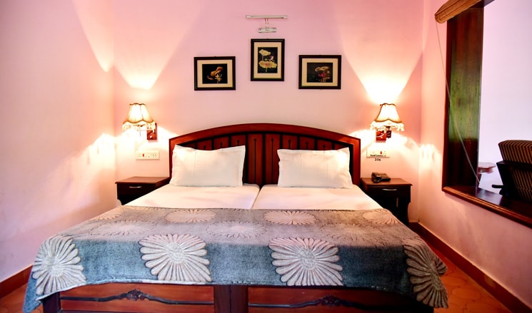 Rainbow Homestay | Rooms & Guided Treks - Tap to explore photos