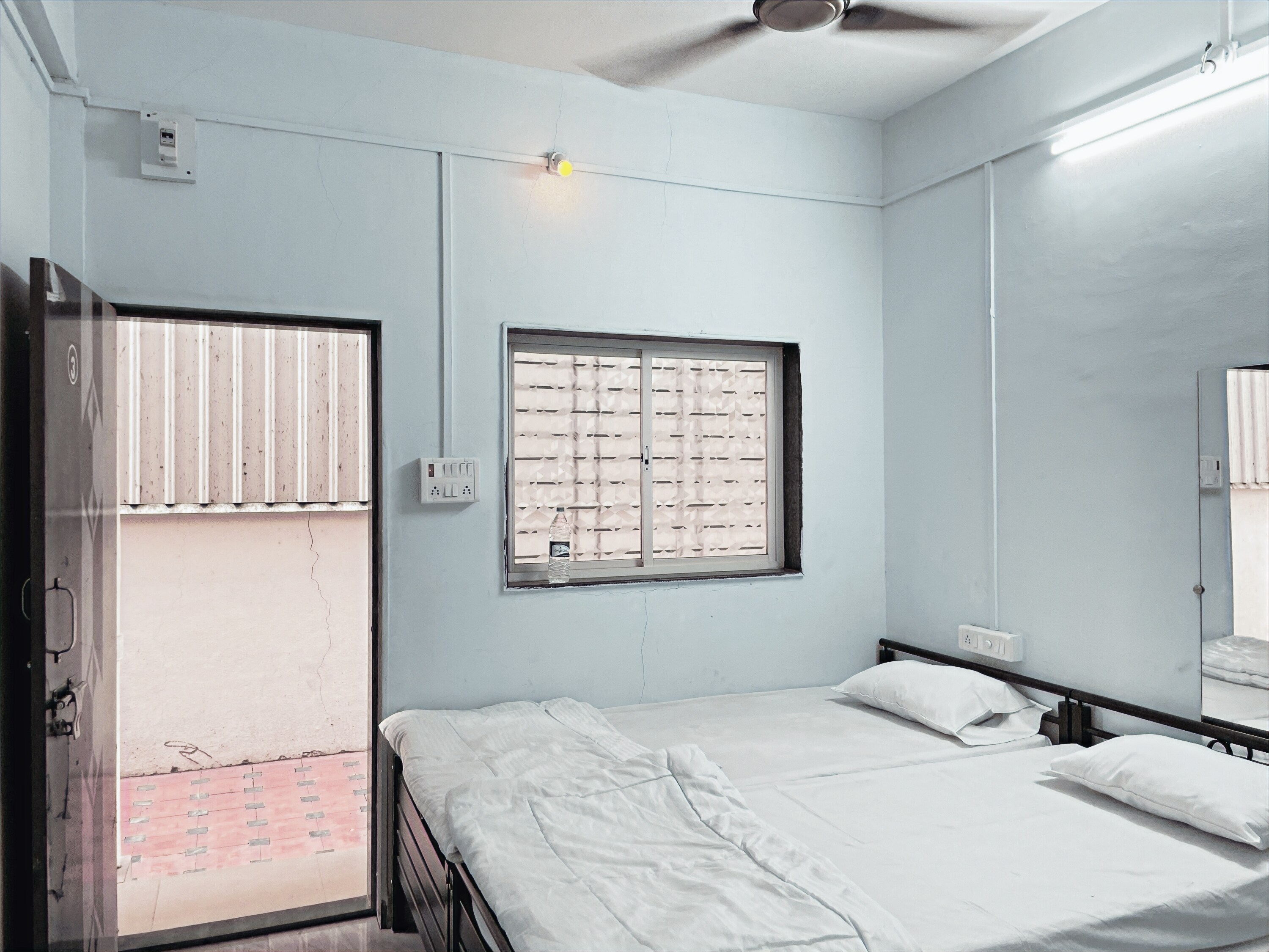 Fulgulab Lawns and HomeStay - Tap to explore photos