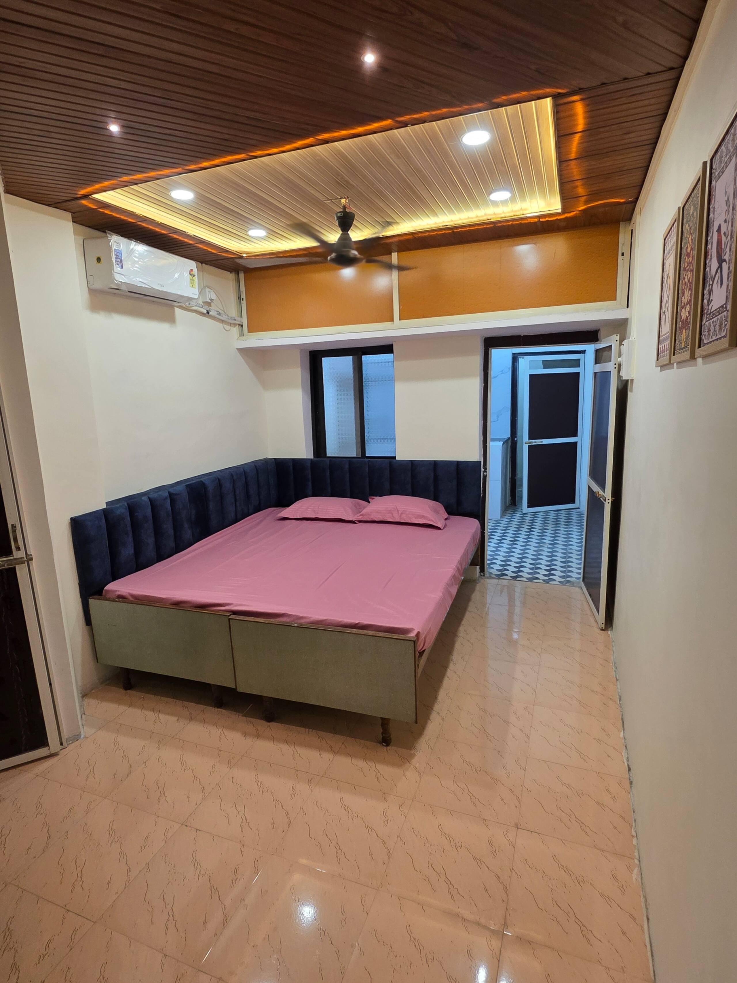 Maitree Homestay Spacious Stay for Family - Tap to explore photos
