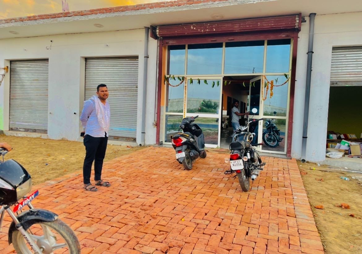 Hotel O P.k. - Tap to explore photos