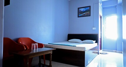 Hotel Sayan Room Type - Non-AC Room with Double Size Bed