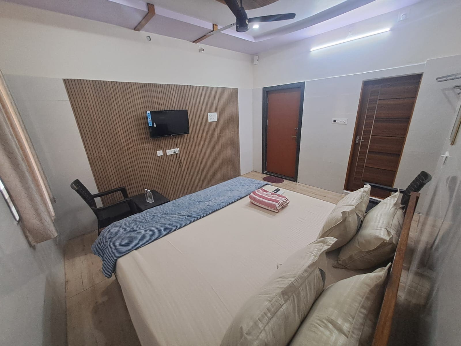 Sri Vanam Resorts - Tap to explore photos