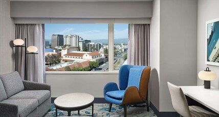 Hilton San Jose Room Type - 1 KING CITY VIEW