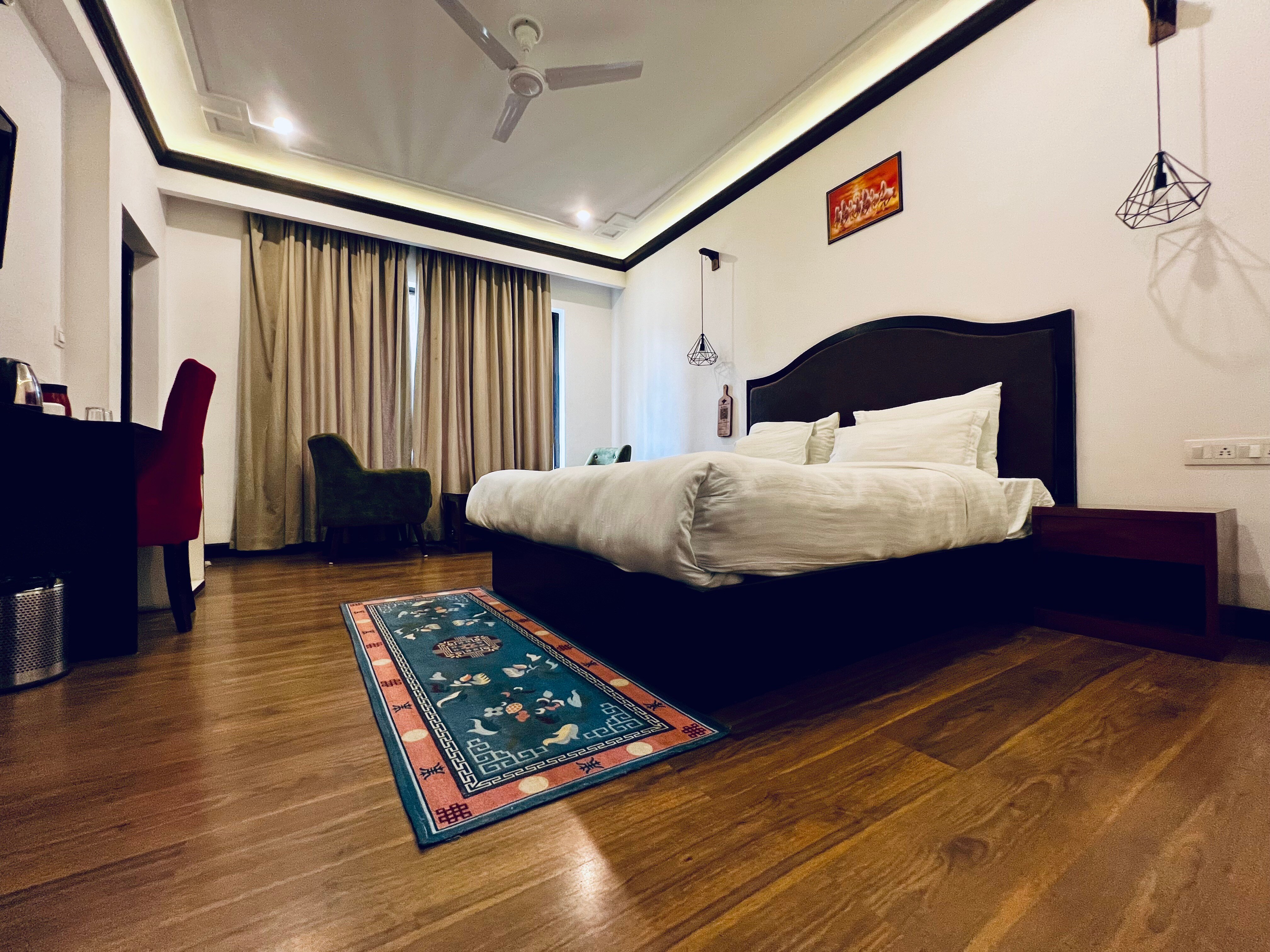 Hotel La Mount Ladakh - Tap to explore photos