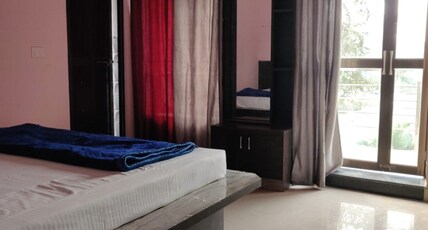 PRIYADARSHIKA Room Type - Blue Balacony