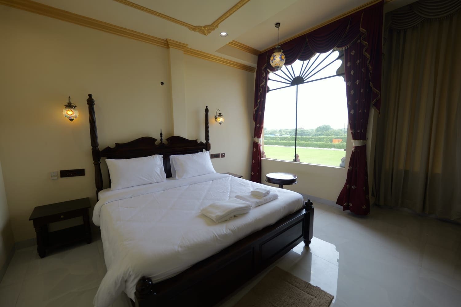 Shree Raja Ram Hotel & Resort, Ujjain - Tap to explore photos