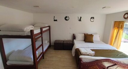 THE643 HOLIDAY HOMES OOTY Room Type - Economy Family room