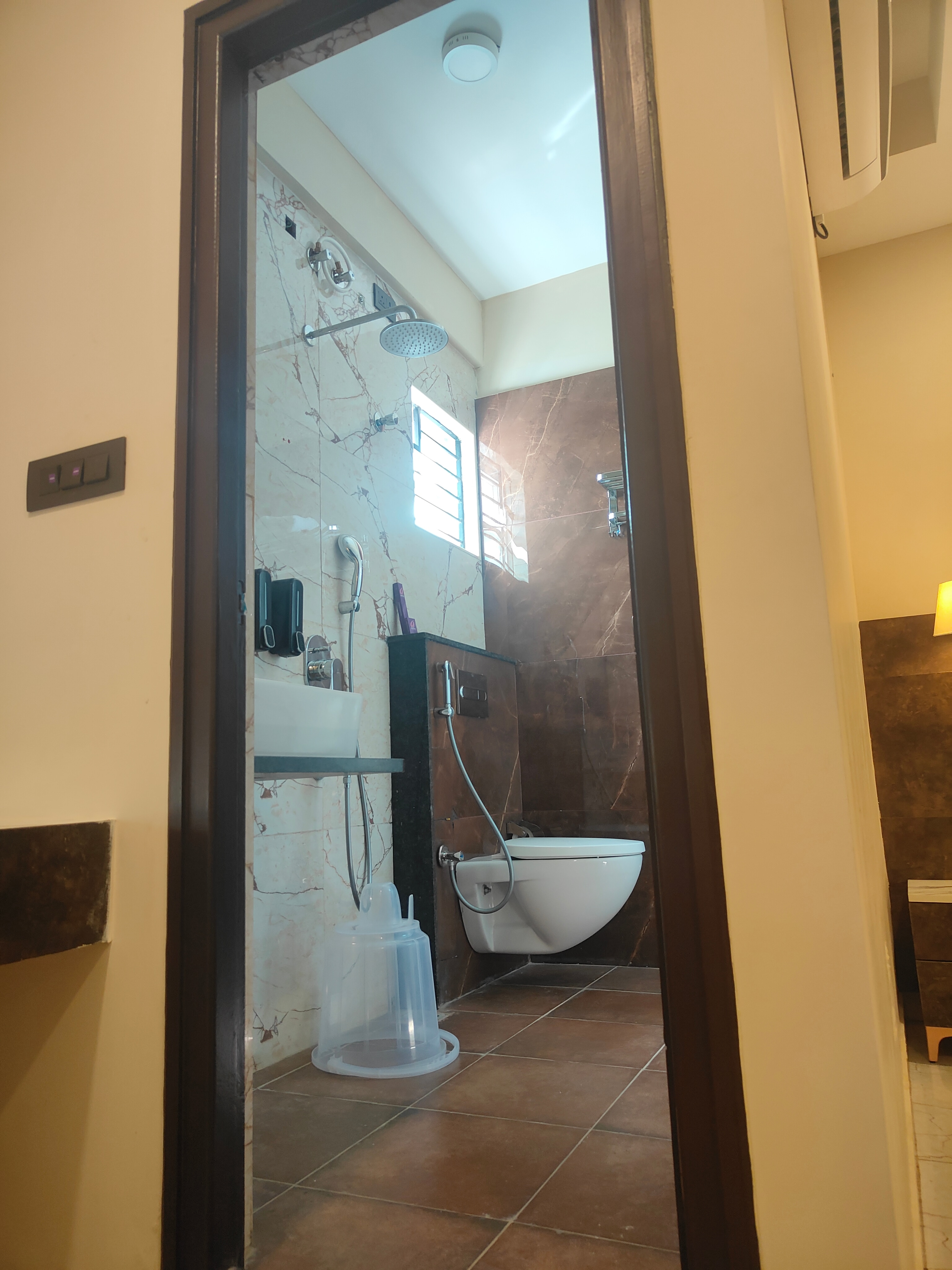 Astra Hotels and Suites - Sector 7 HSR Layout - Tap to explore photos
