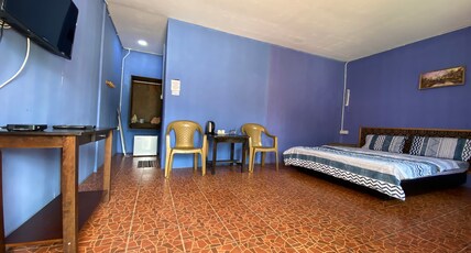 Hotel O Kampung Stay Kilimu Room Type - Deluxe Double