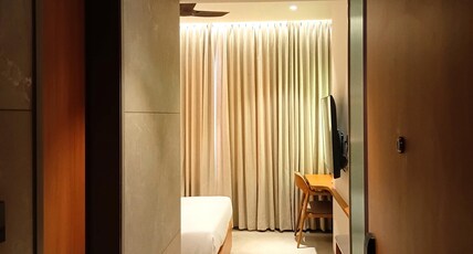 Krishna Palace Hotel, Ulhasnagar Room Type - DELUXE ROOM