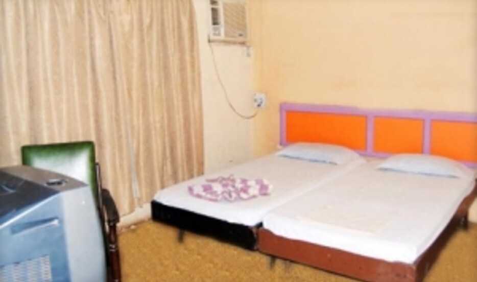 Hotel Jagriti - Tap to explore photos