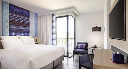 Novotel Chiangmai Nimman Journeyhub Room Type - Superior King bed with Balcony Novotel Chiangmai Nimman Journeyhub Room Type - Superior King bed with Balcony